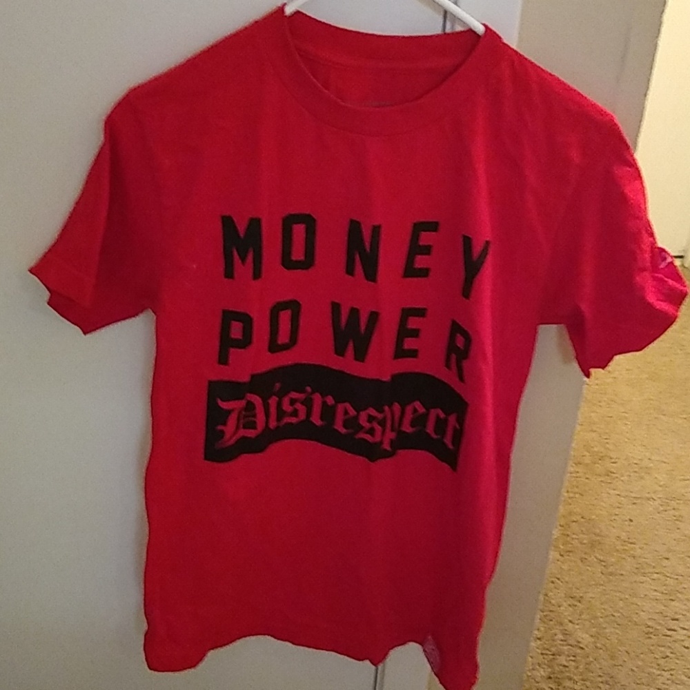 T shirt